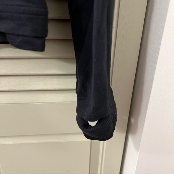 Lululemon Men’s Long Sleeve T Shirt - Picture 3 of 4